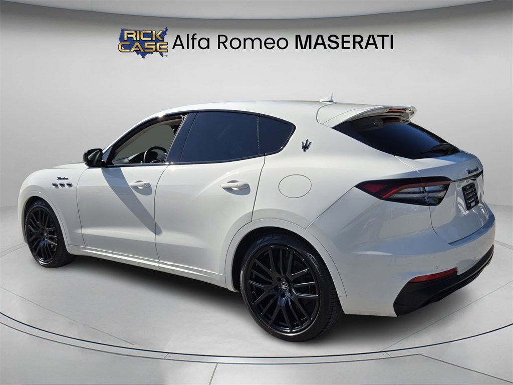 Used 2022 Maserati Levante Modena image 8
