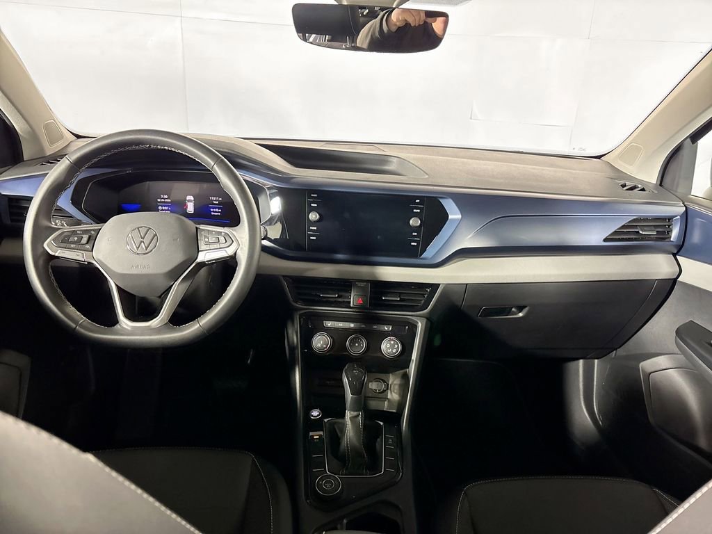Certified 2023 Volkswagen Taos SE image 12