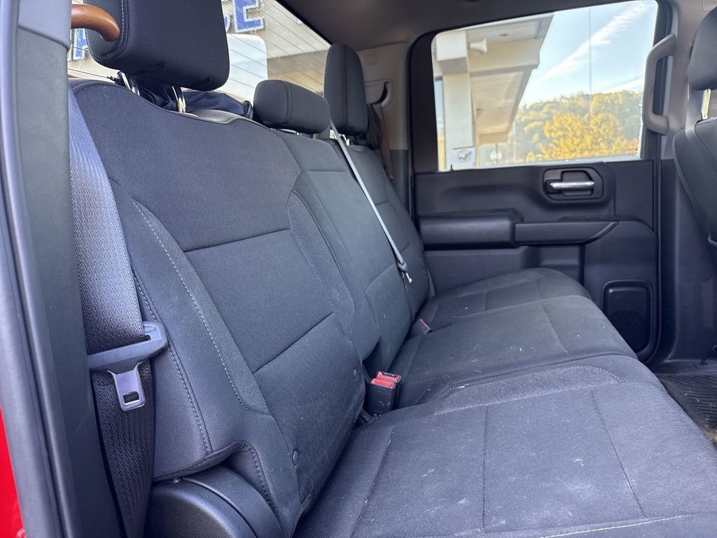 Used 2025 Chevrolet Silverado 2500 Custom w/ Custom Value Package image 22