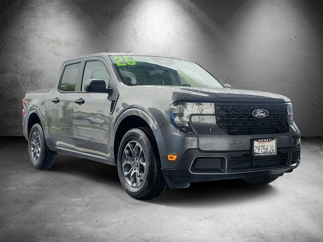 Used 2025 Ford Maverick XLT w/ XLT Luxury Package image 2