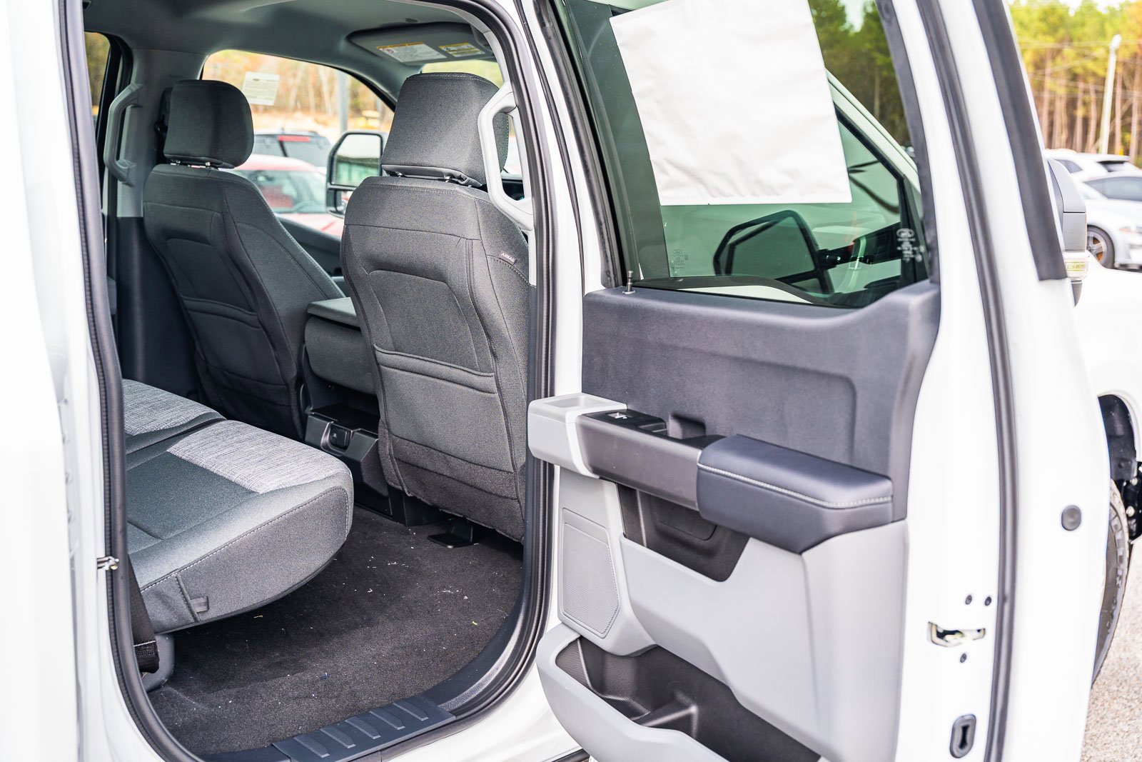 New 2026 Ford F350 XLT w/ FX4 Off-Road Package image 8