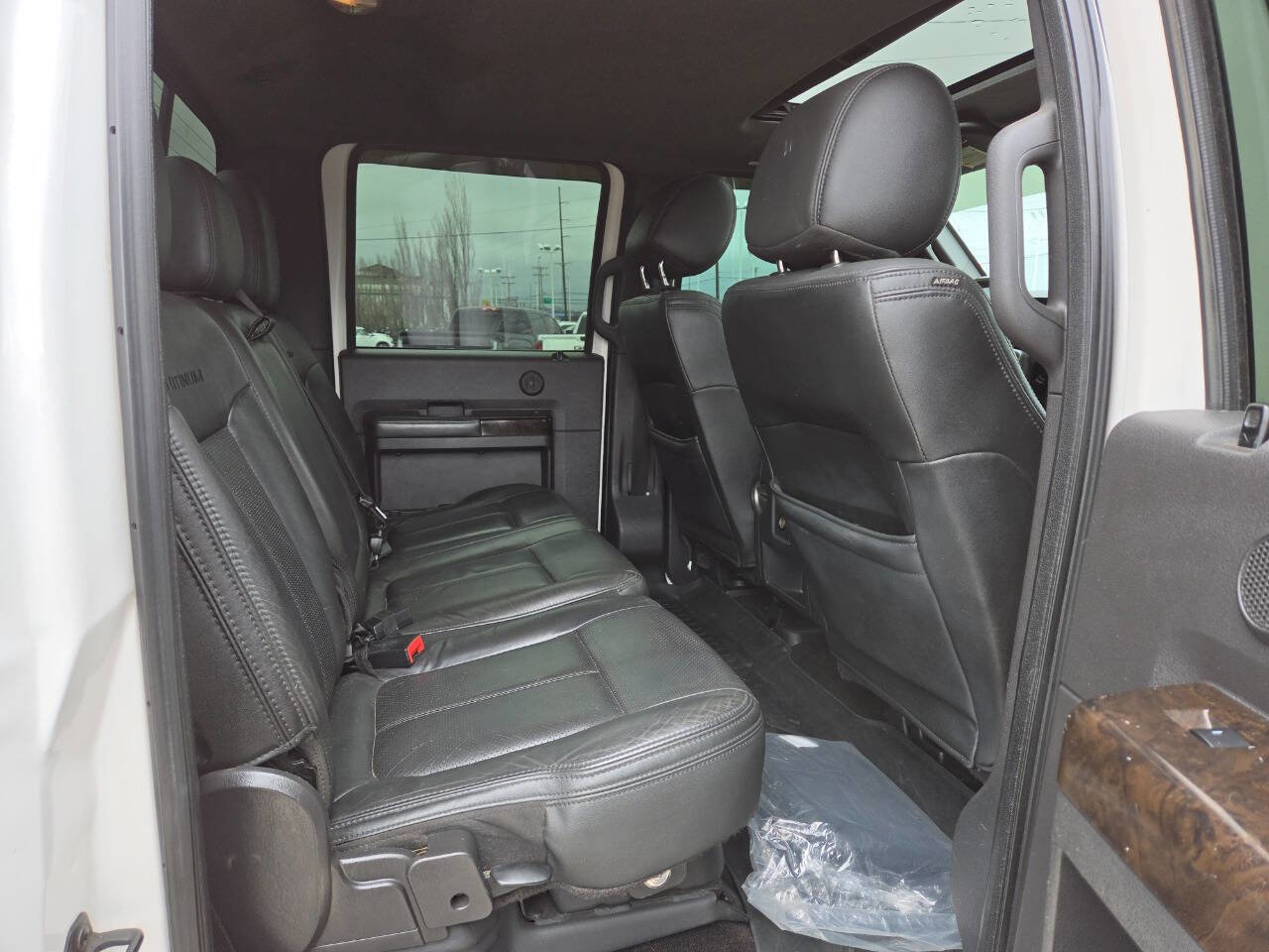Used 2015 Ford F350 Platinum image 29