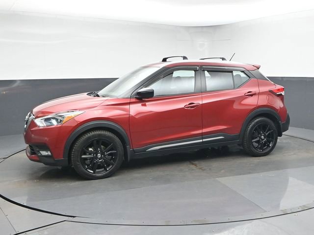 Used 2020 Nissan Kicks SR w/ SR Premium Package image 4