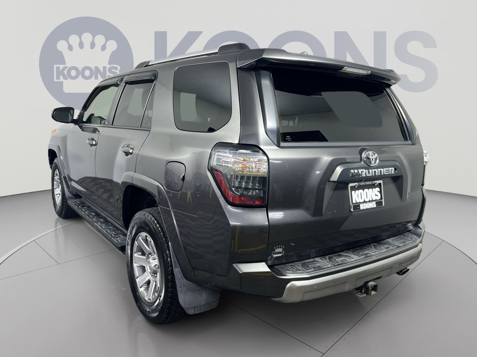 Used 2016 Toyota 4Runner Trail AWD/4WD image 4
