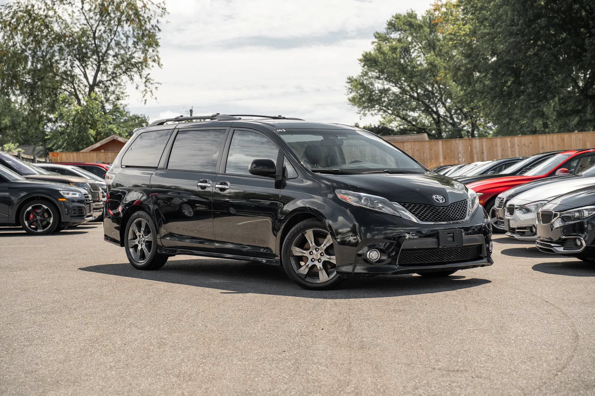 Used 2015 Toyota Sienna SE