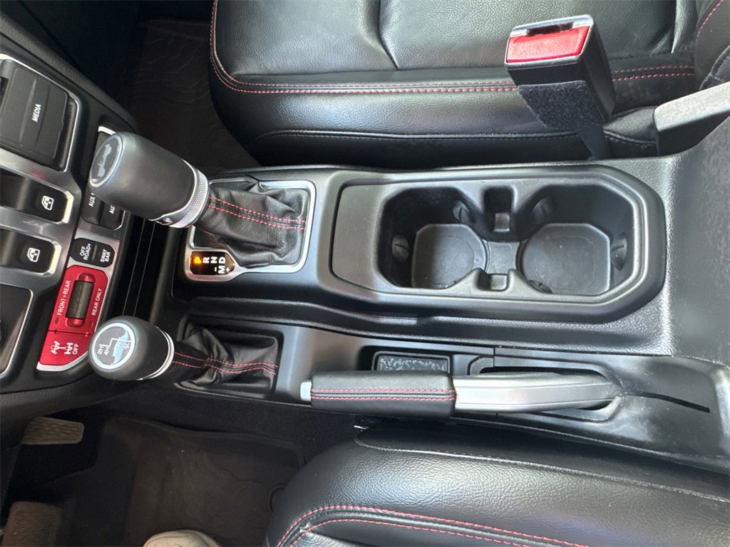 Used 2023 Jeep Wrangler Rubicon w/ Steel Bumper Group image 27