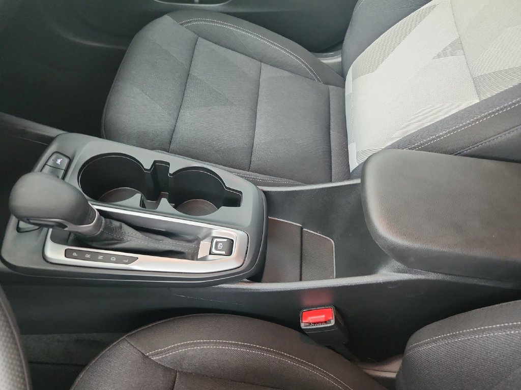 Used 2026 Chevrolet Trax LS w/ LS Convenience Package FWD image 31