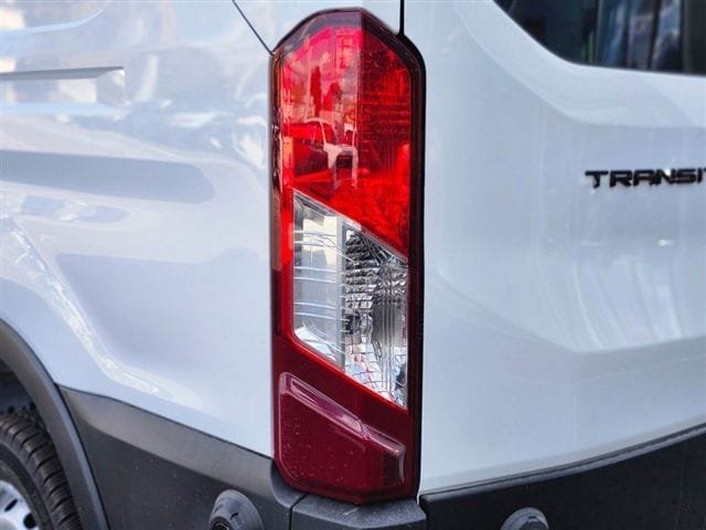 New 2026 Ford Transit 250 148 Medium Roof RWD image 35