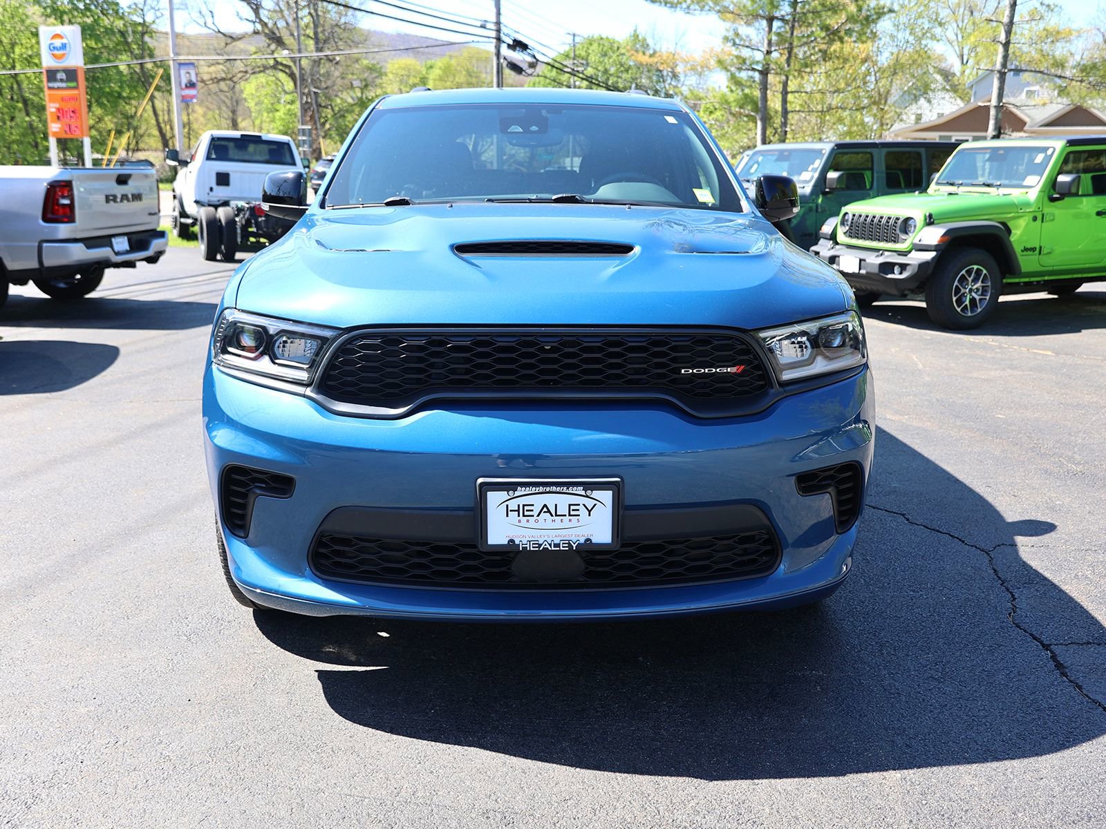 Used 2024 Dodge Durango GT AWD/4WD image 2