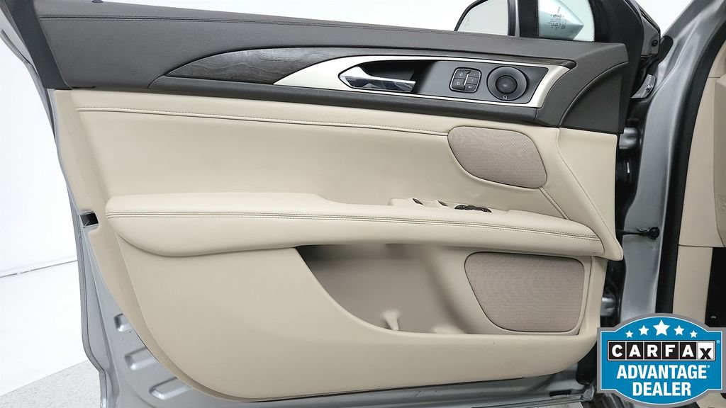 Used 2020 Lincoln MKZ Reserve FWD image 36