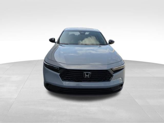 Used 2025 Honda Accord Sport image 9