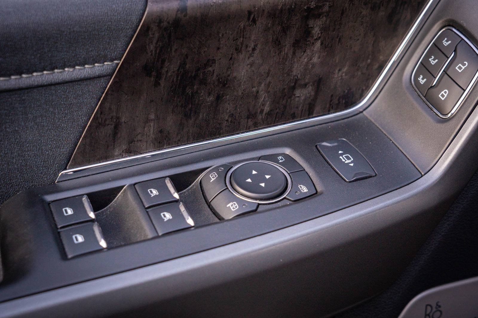 Used 2025 Ford F350 Lariat w/ Lariat Ultimate Package image 16