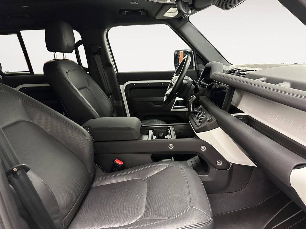 Used 2023 Land Rover Defender 110 S image 15