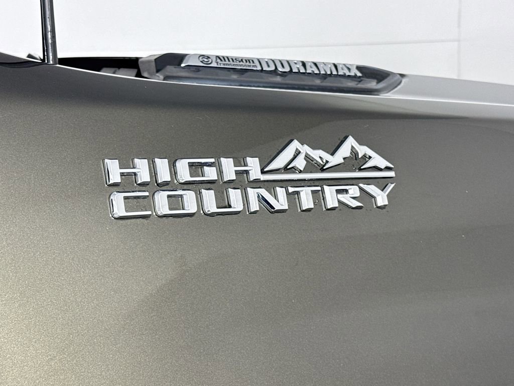 Used 2023 Chevrolet Silverado 3500 High Country w/ Z71 Off-Road Package image 11