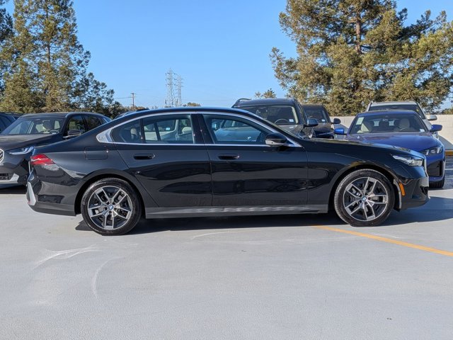 Used 2026 BMW 530i w/ Premium Package image 4