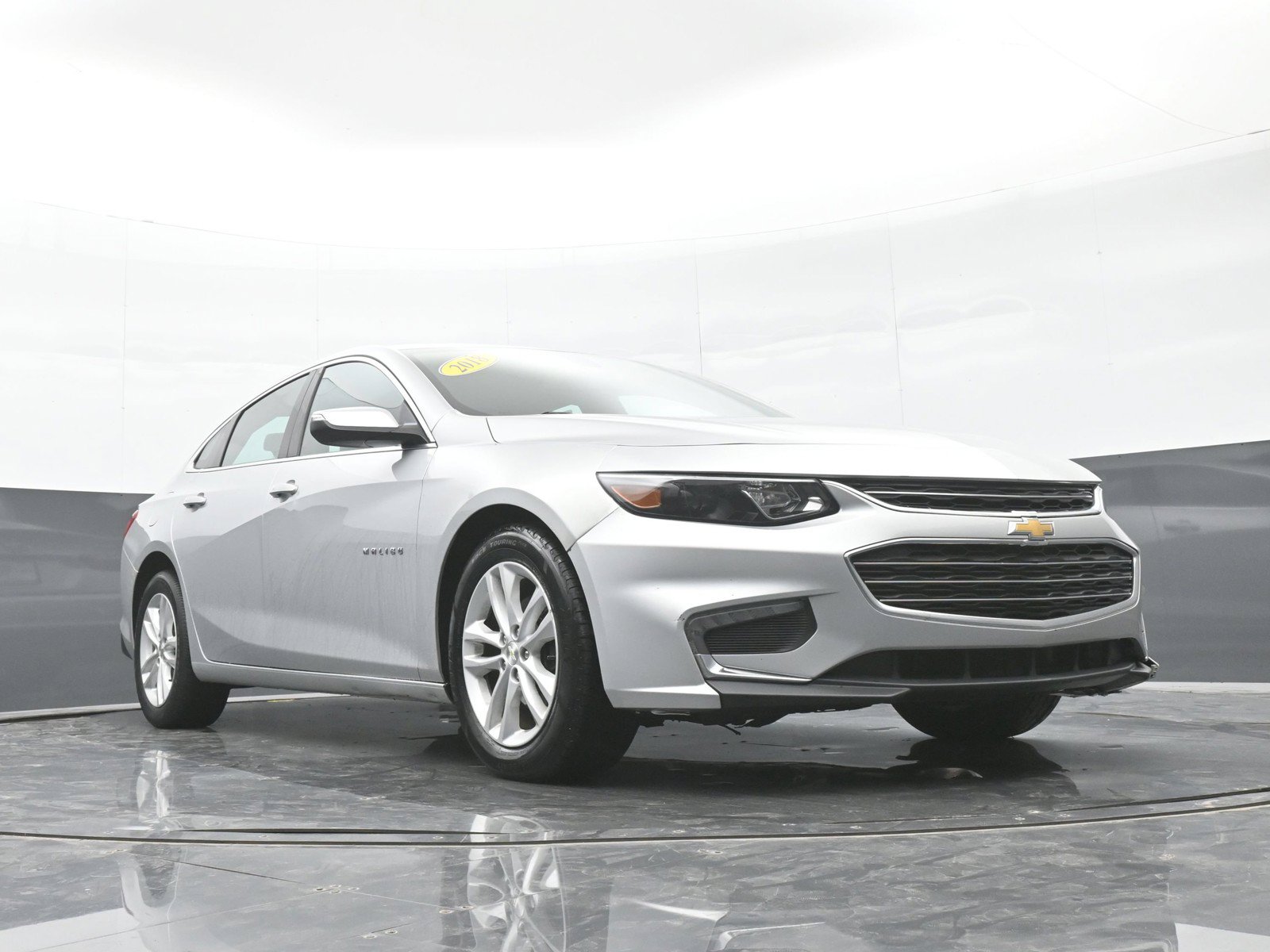 Used 2018 Chevrolet Malibu LT FWD image 36