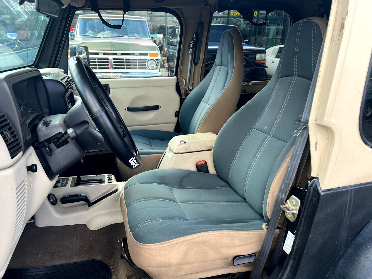 Used 2000 Jeep Wrangler Sahara image 6