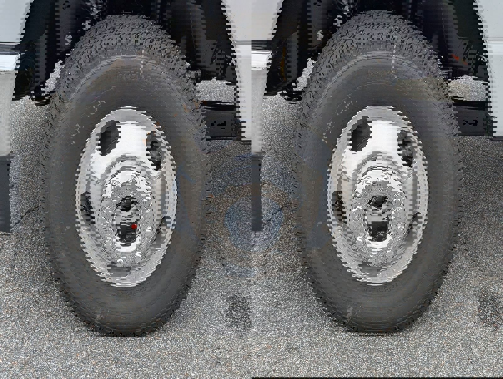 New 2026 Ford F350 XL w/ XL Chrome Package image 13