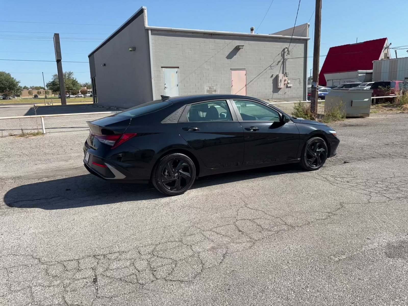 Used 2026 Hyundai Elantra Sport FWD image 14