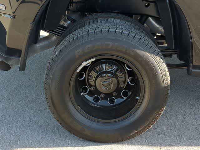 New 2026 RAM 3500 Laramie AWD/4WD image 14