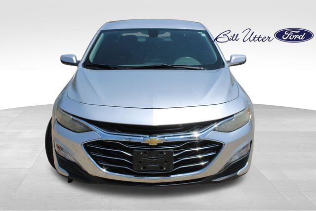 Used 2022 Chevrolet Malibu LT FWD image 2