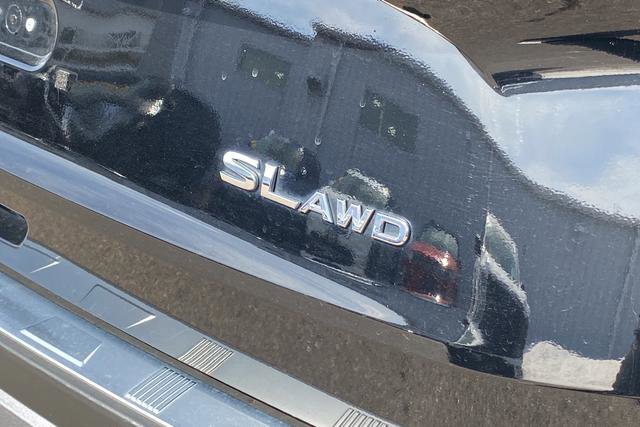 Used 2023 Nissan Rogue SL w/ SL Premium Package image 7