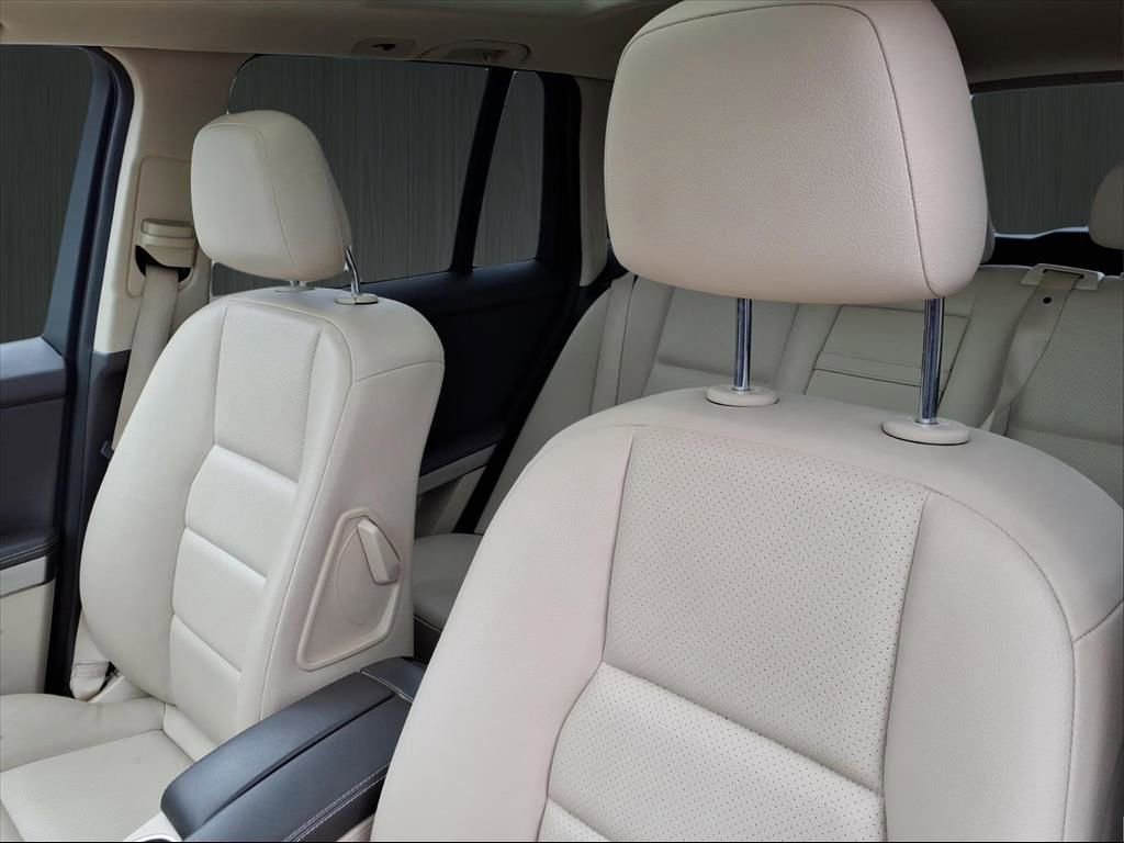 Used 2015 Mercedes-Benz GLK 350 2WD image 15