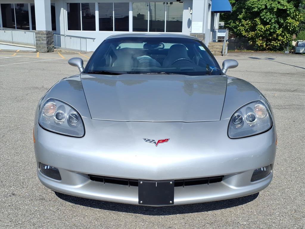 Used 2008 Chevrolet Corvette Coupe w/ Preferred Equipment Group RWD image 9
