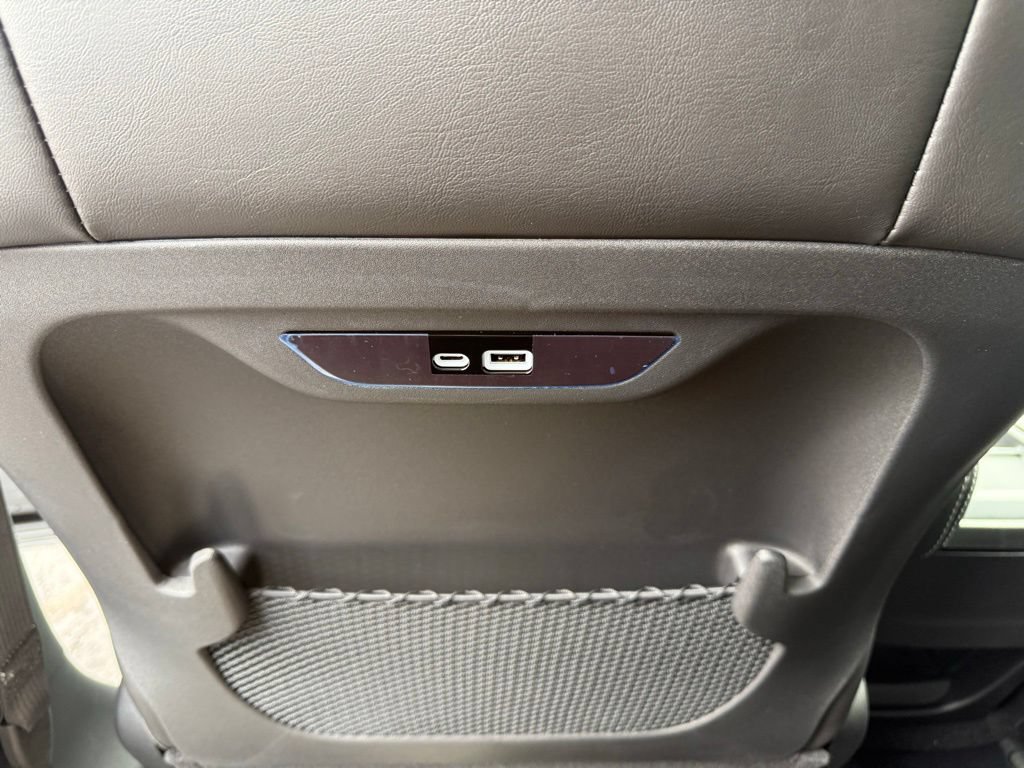 New 2027 Chrysler Pacifica Select FWD image 31