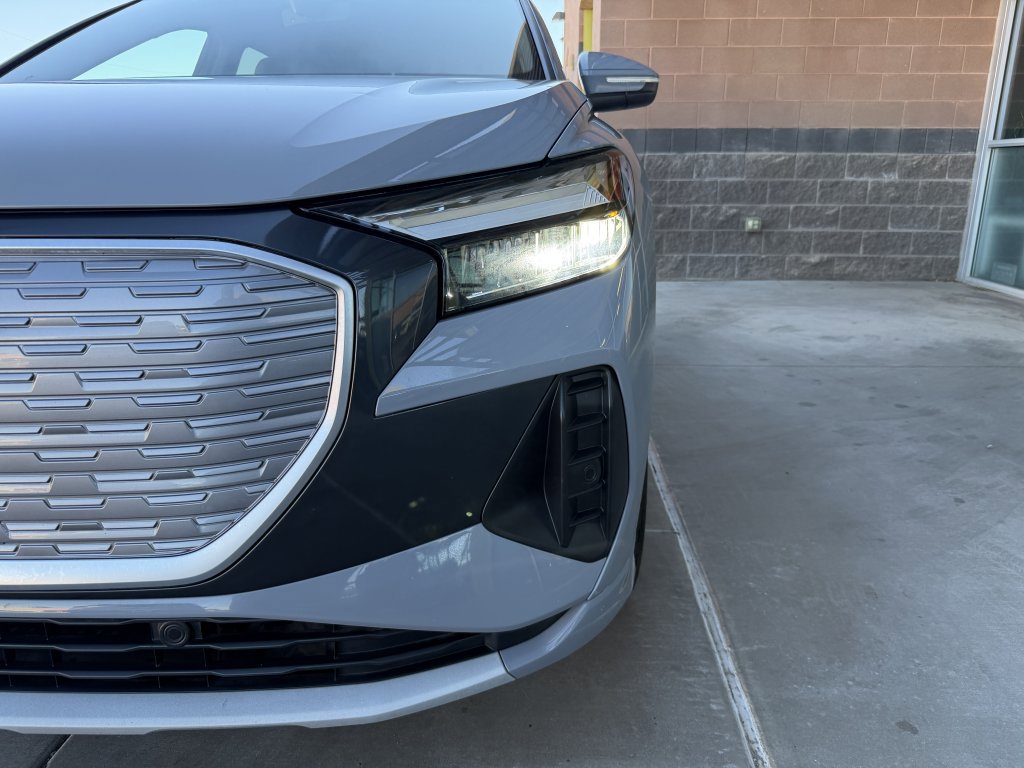 Used 2024 Audi Q4 e-tron Premium w/ Convenience Package image 11