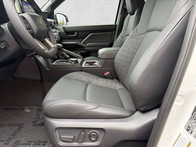 New 2026 Toyota 4Runner TRD Off-Road Premium AWD/4WD image 12