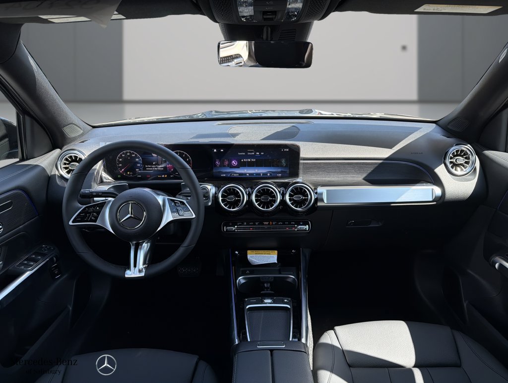 New 2026 Mercedes-Benz GLB 250 4MATIC image 7
