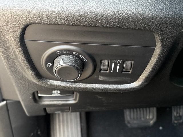 New 2026 Jeep Grand Cherokee Altitude AWD/4WD image 26