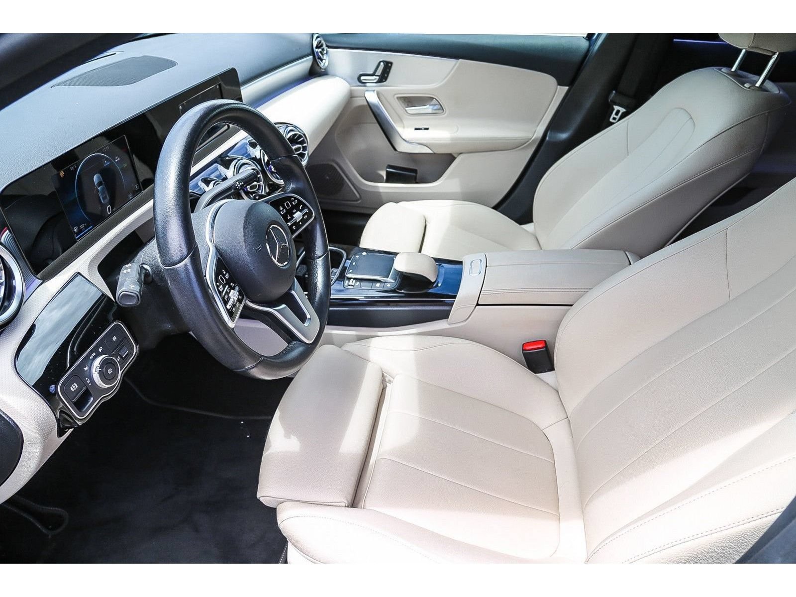 Certified 2021 Mercedes-Benz A 220 image 5