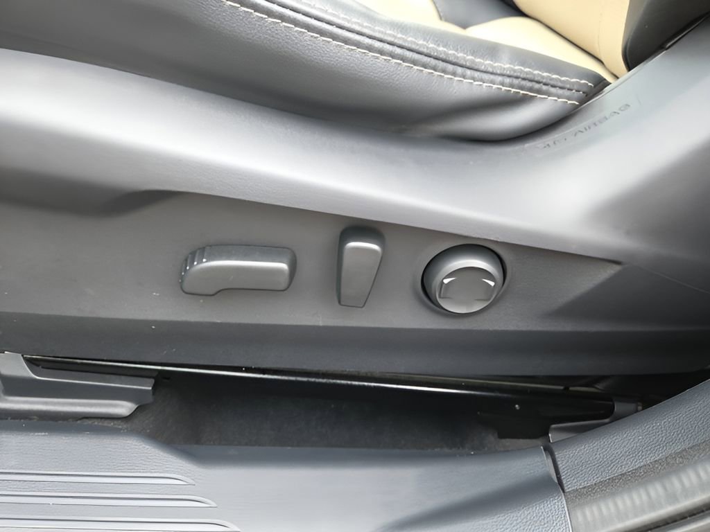 Used 2022 Subaru Outback Limited XT image 18