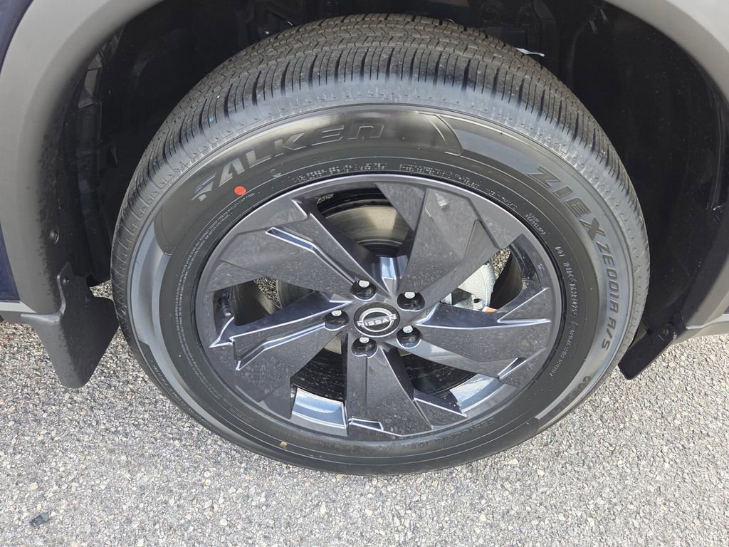 New 2026 Nissan Rogue SV image 14