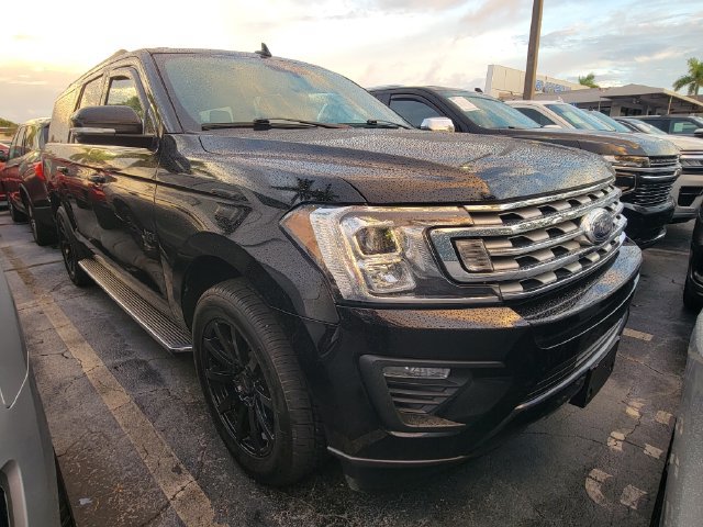 Used 2020 Ford Expedition Max XLT w/ Equipment Group 202A RWD image 2