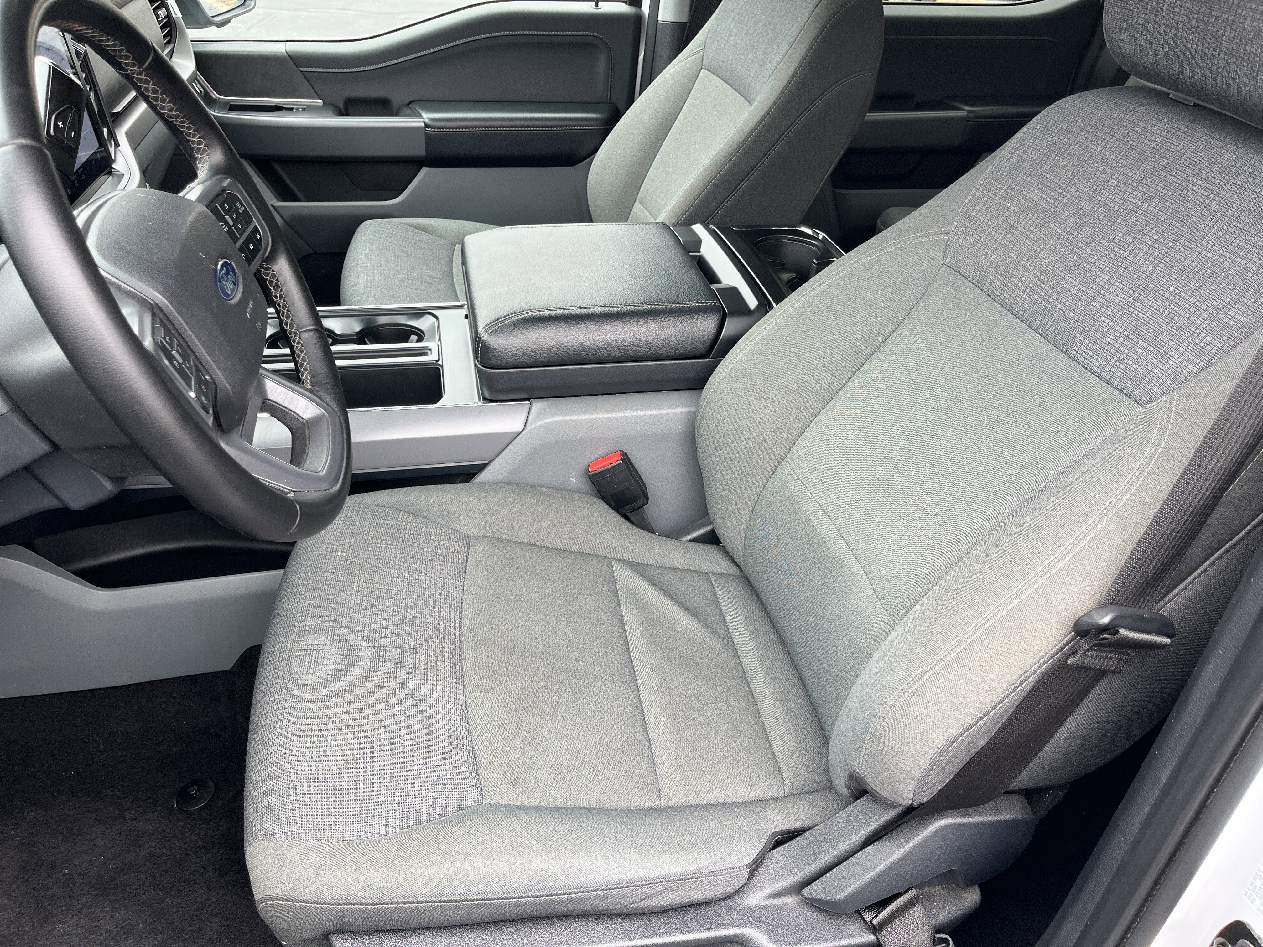 Used 2024 Ford F150 XLT w/ Mobile Office Package image 17