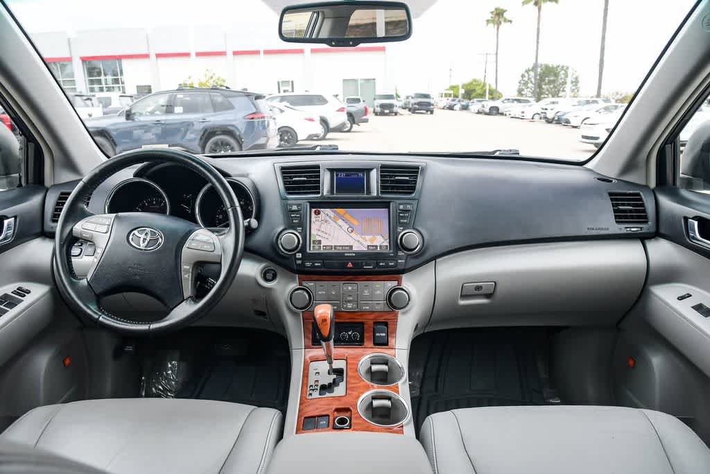 Used 2010 Toyota Highlander Limited image 14