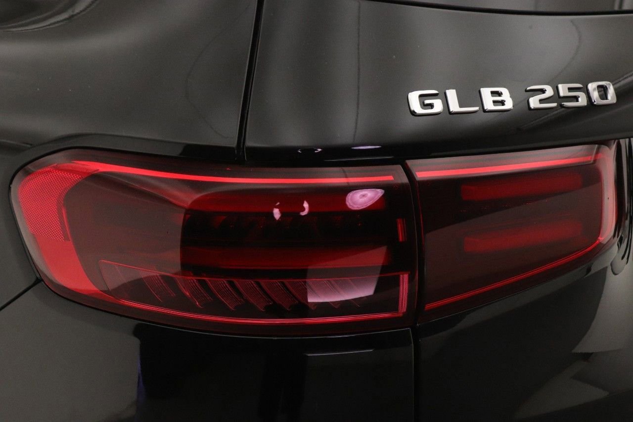 Certified 2026 Mercedes-Benz GLB 250 GLB 250 image 21