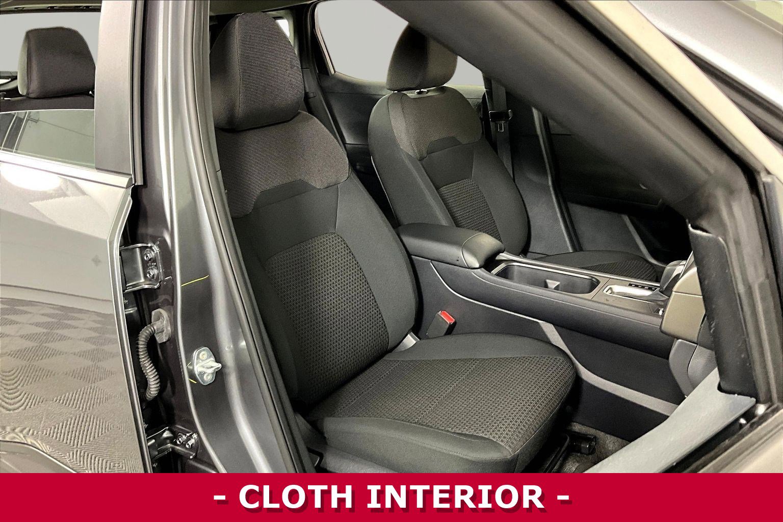 Certified 2025 Nissan Kicks S image 28