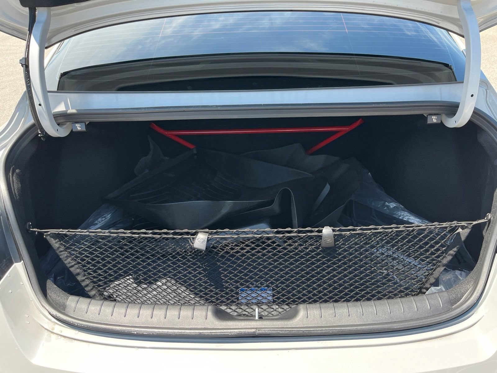Used 2025 Hyundai Elantra N FWD image 31