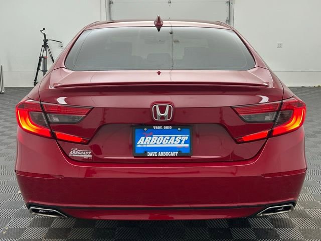 Used 2018 Honda Accord Sport image 11