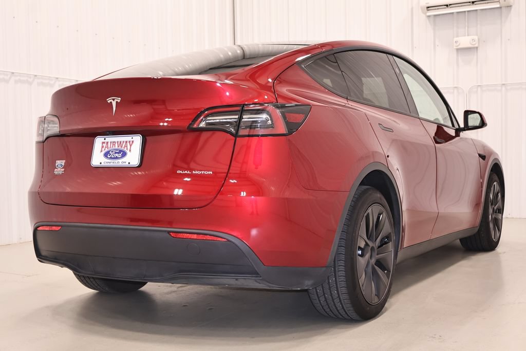 Used 2025 Tesla Model Y Long Range AWD/4WD image 9