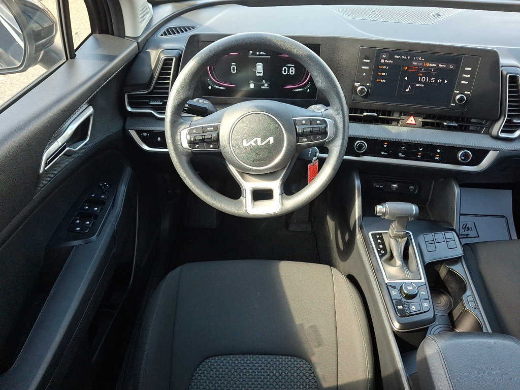 Used 2024 Kia Sportage LX FWD image 23