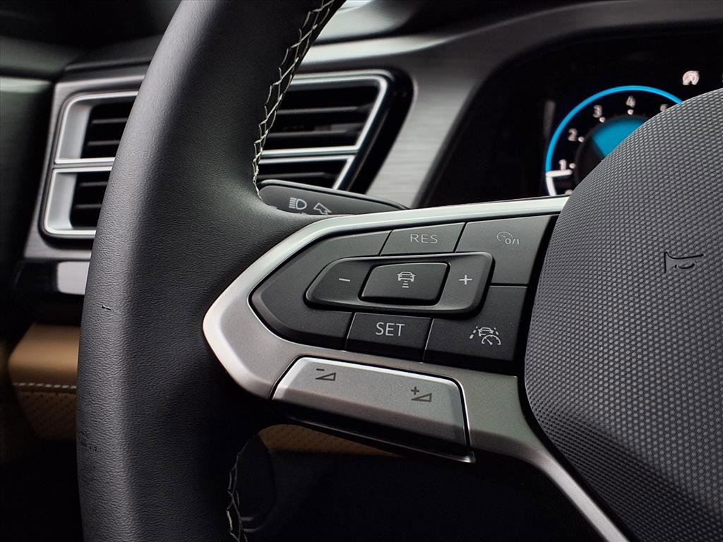 New 2026 Volkswagen Atlas Cross Sport SE image 21