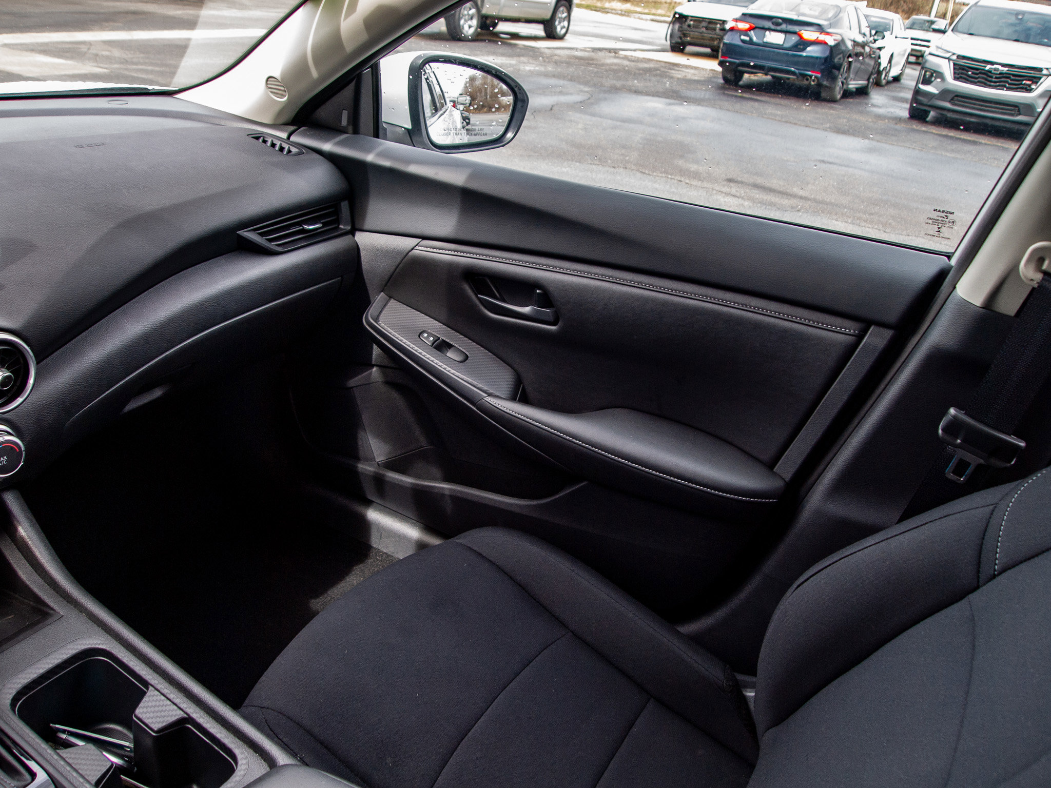 Used 2024 Nissan Sentra S FWD image 14
