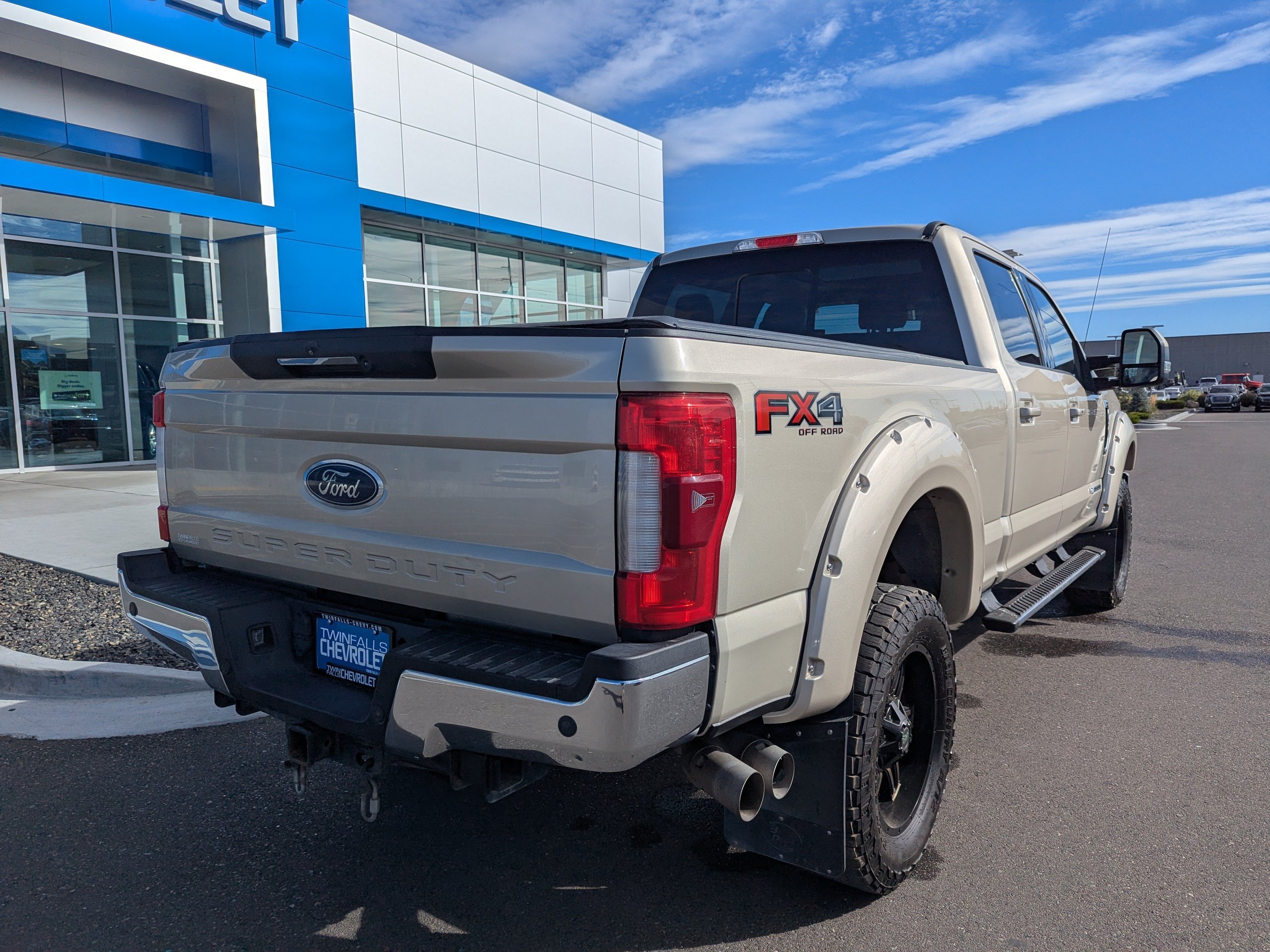 Used 2017 Ford F350 Lariat w/ Lariat Ultimate Package AWD/4WD image 36