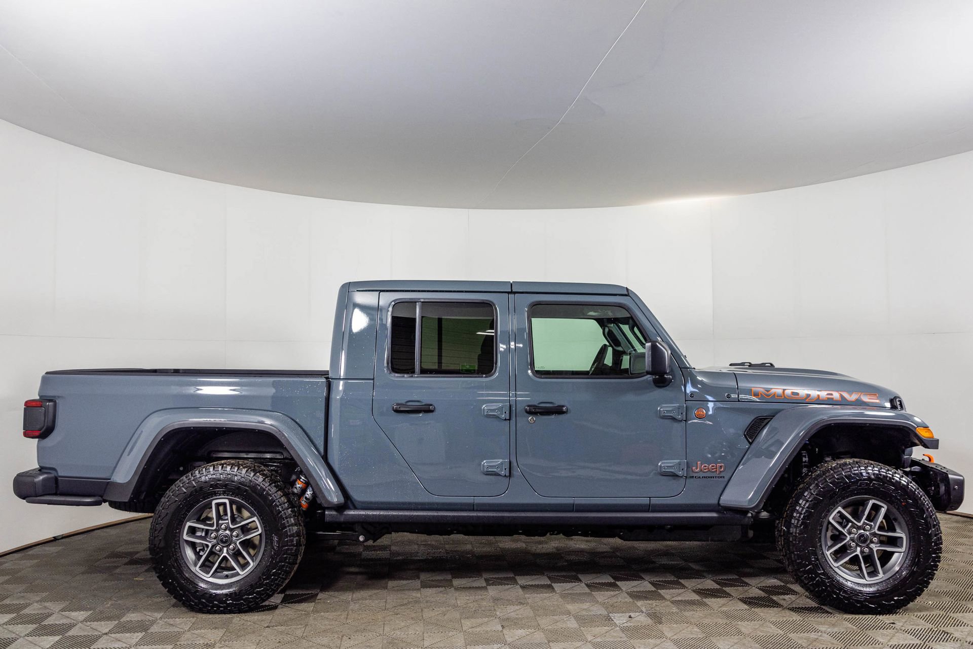 New 2026 Jeep Gladiator Mojave image 13