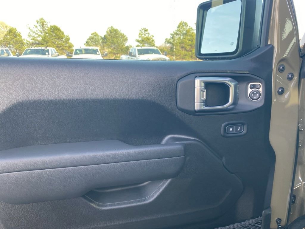 New 2026 Jeep Gladiator Willys AWD/4WD image 9